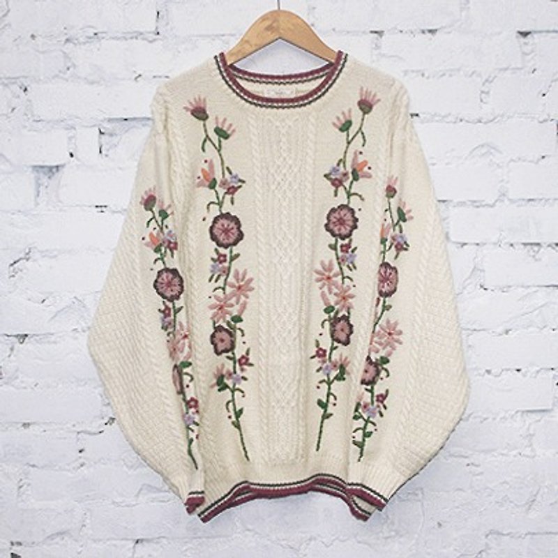 刺绣花朵针织毛衣 - 女装针织衫/毛衣 - 其他材质 白色