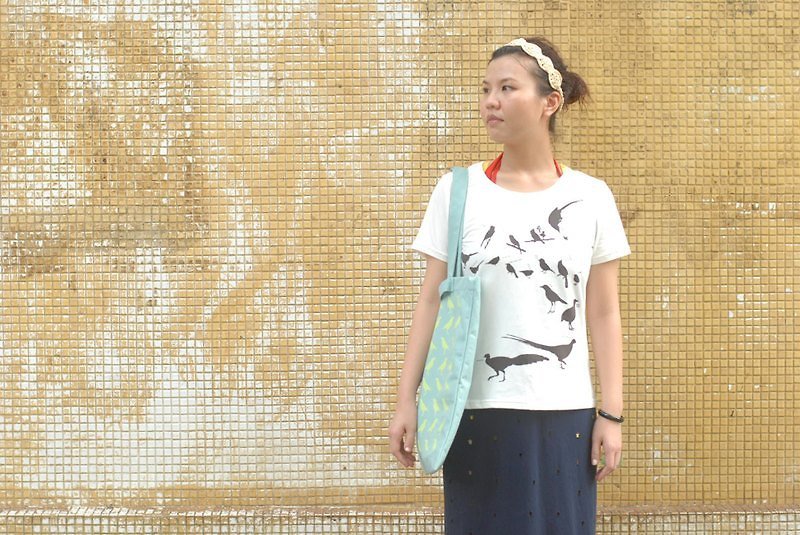 台湾鸟吱声-印花乐夏季限量有机棉T/野兔灰黑 6折特价中 - 女装 T 恤 - 棉．麻 