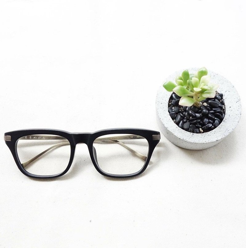 黑方框 钛金属镜脚 眼镜 镜框 - 眼镜/眼镜框 - 塑料 黑色