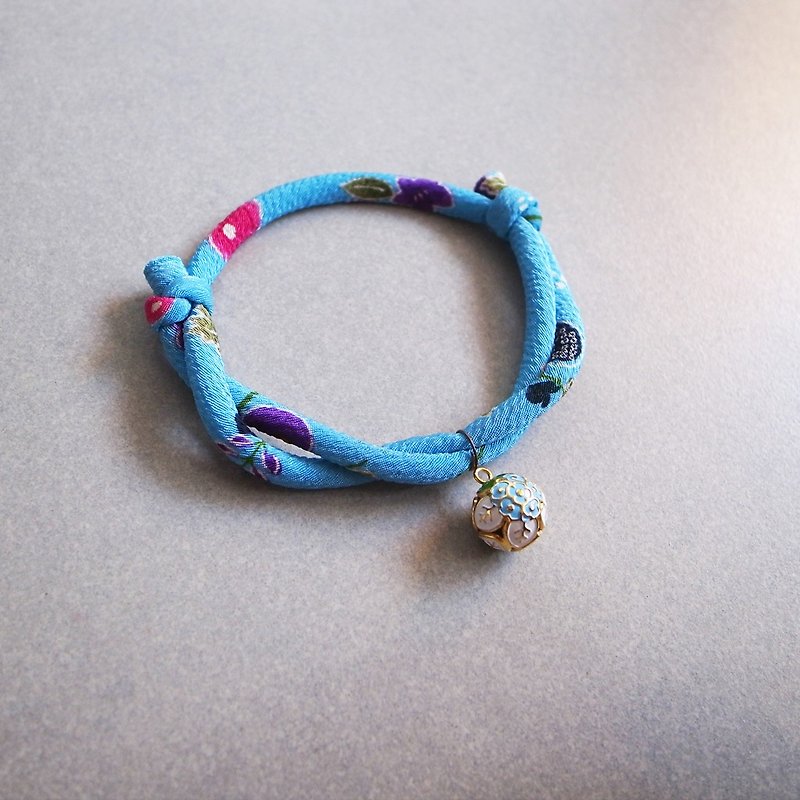 日本犬猫和布颈圈 项圈(可调式)--水色+蓝绣球圆铃_S号 - 项圈/牵绳 - 丝．绢 蓝色
