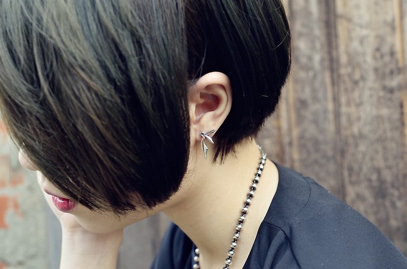 【天使&精灵 925纯银耳环 /一对】(不对称耳环/贴耳环)情人节礼物 - 耳环/耳夹 - 纯银 银色