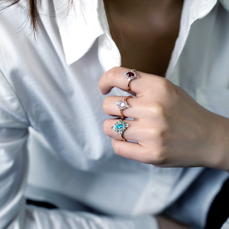 【天然蓝宝石】18K天然澳宝蛋白石 蔚蓝托帕石戒指 戒指订制 R051 - 戒指 - 宝石 蓝色