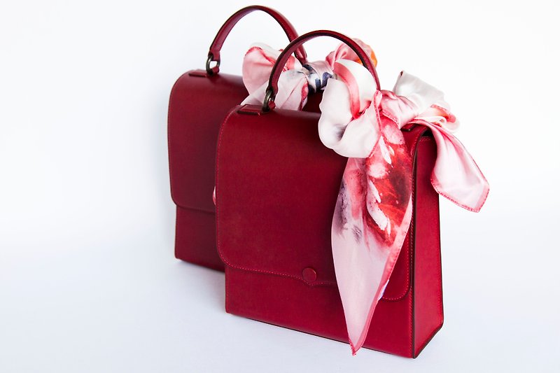 Leibe red Handbag (经典红) 包扣款 - 手提包/手提袋 - 真皮 红色