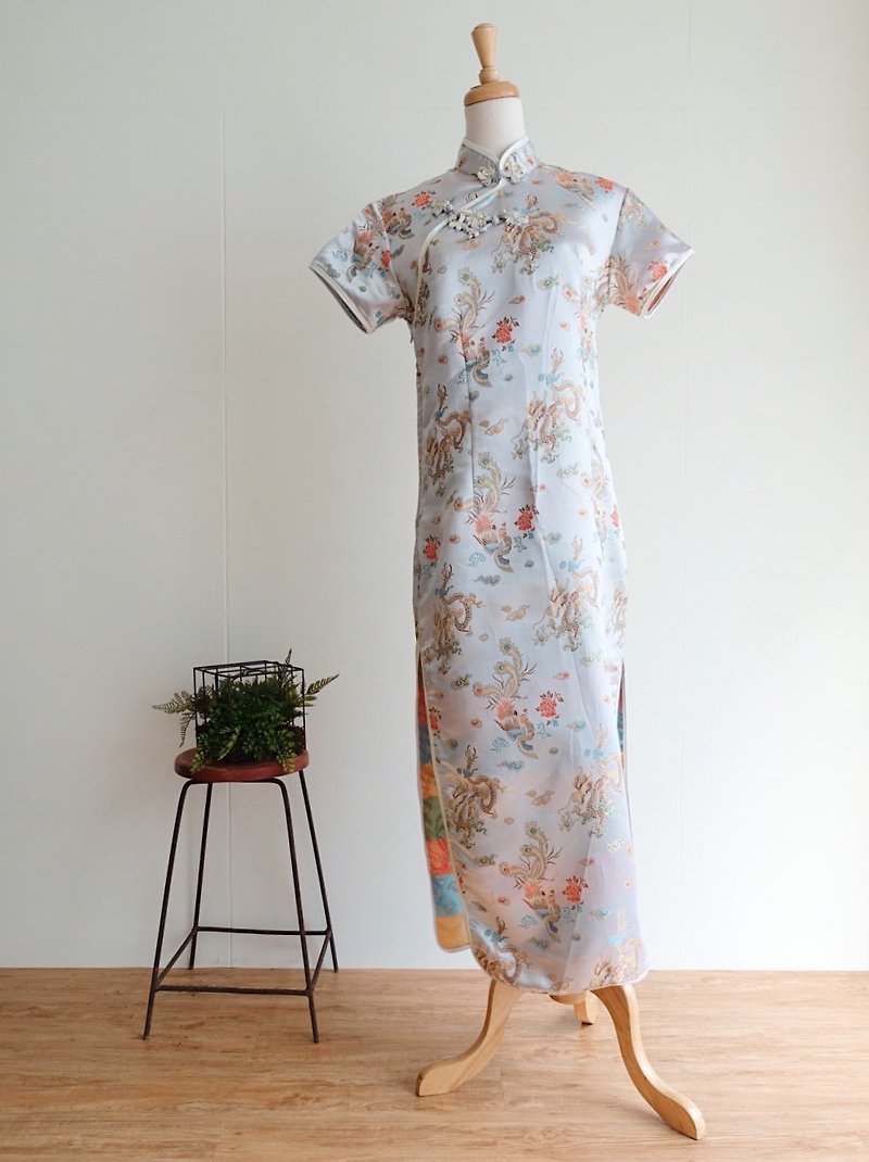 Vintage 旗袍 / 改良式 no.2 - 洋装/连衣裙 - 丝．绢 多色