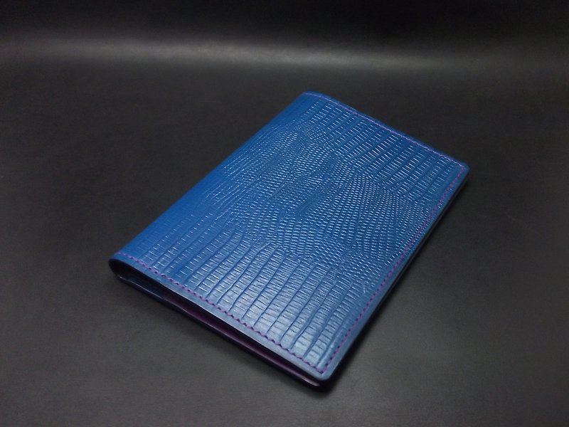 APEE皮手工~护照夹~蜥蜴皮纹~青蓝+葡萄紫 - 护照夹/护照套 - 真皮 