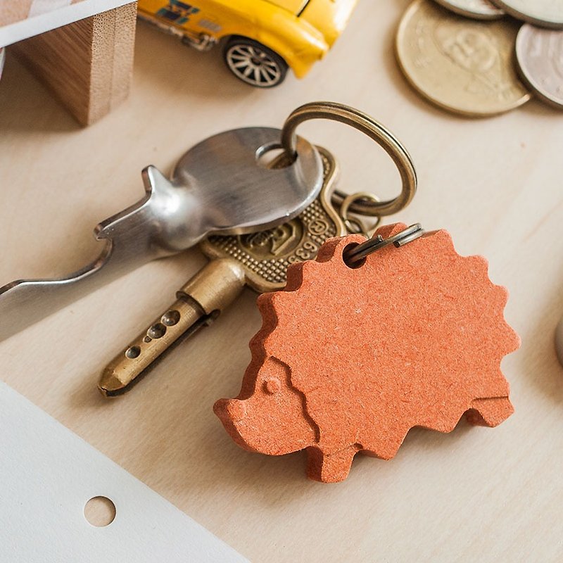 刺猬钥匙圈/定制化刻字  (一对二入) - 钥匙链/钥匙包 - 木头 橘色