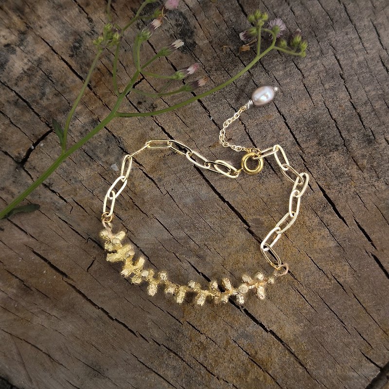 森林系花串黄铜手链 - 手链/手环 - 铜/黄铜 金色