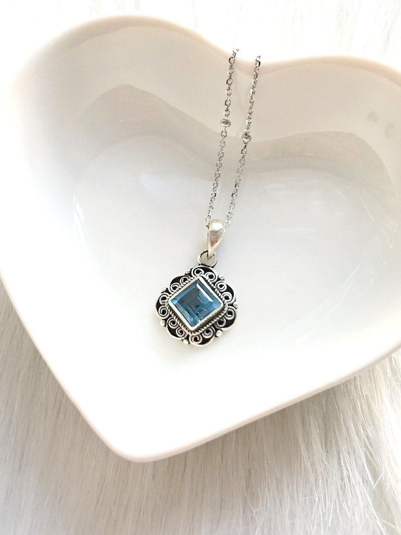 蓝托帕石925纯银方形花边项链 尼泊尔手工镶嵌制作 - 项链 - 宝石 蓝色