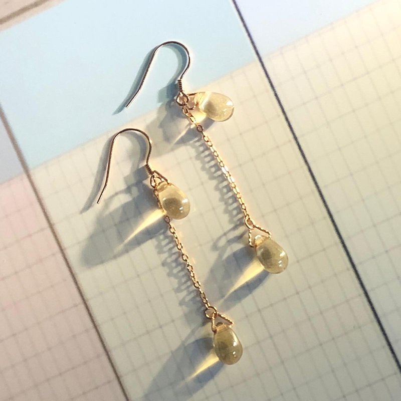 简约金色琉璃水滴18K 玫瑰金耳环 可换耳夹 - 耳环/耳夹 - 玻璃 金色