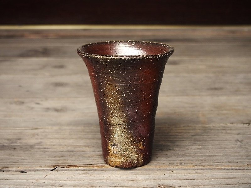 備前 麦酒呑み（中）＿b2-022 - 花瓶/陶器 - 陶 咖啡色