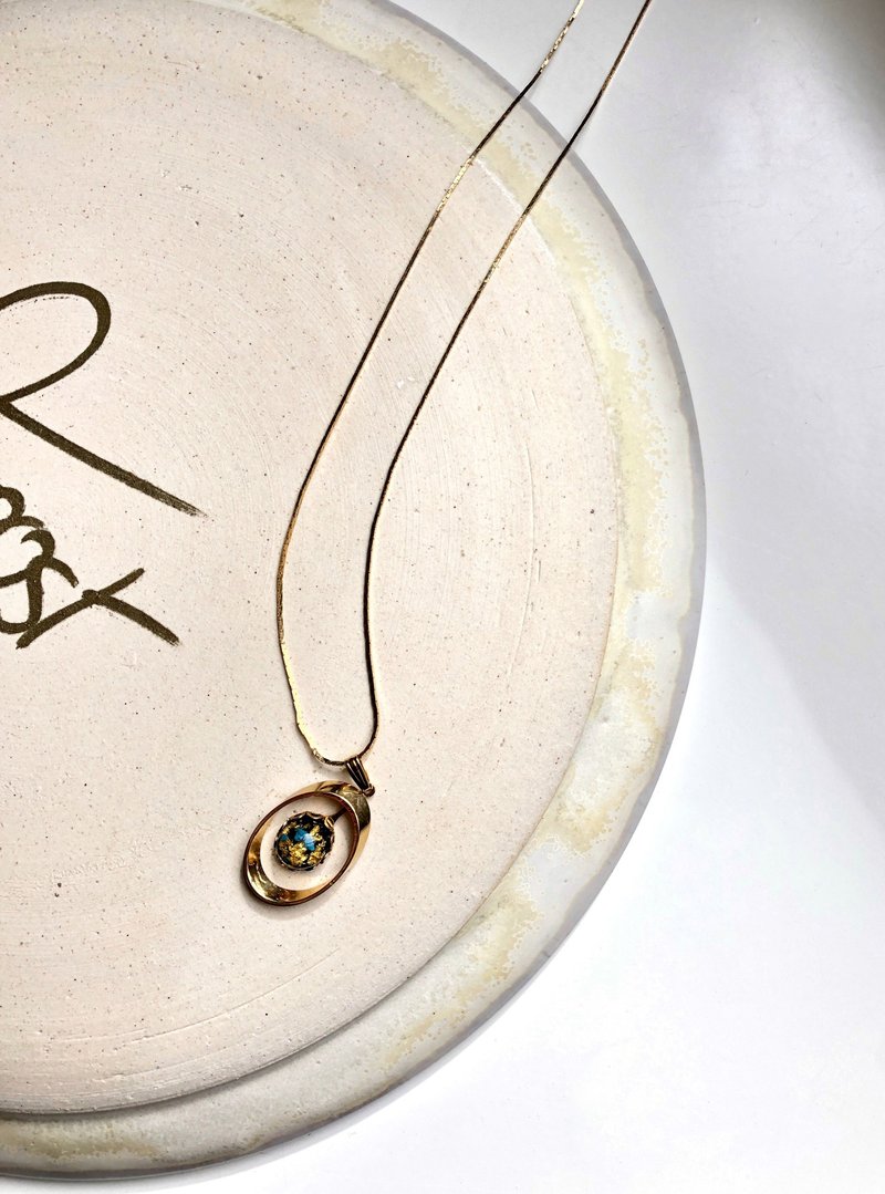Vintage Oval Blue Gold Flake Resins 18k Gold Plated Pendant Necklace - 项链 - 贵金属 金色