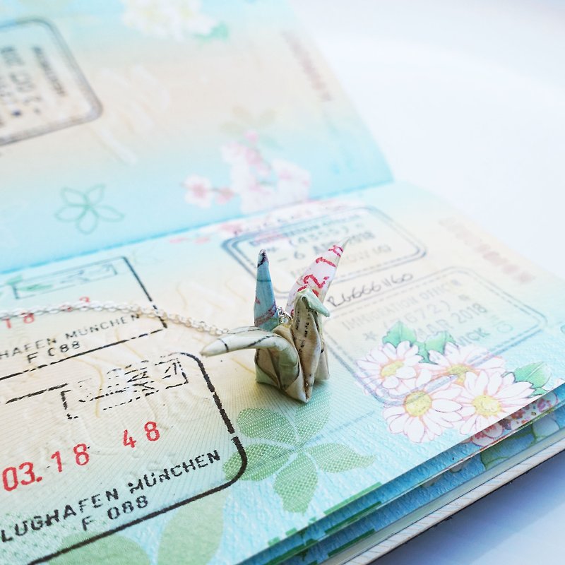 定制化 | 旅游护照项链 | 纸鹤 | 纯银 - 项链 - 纸 白色