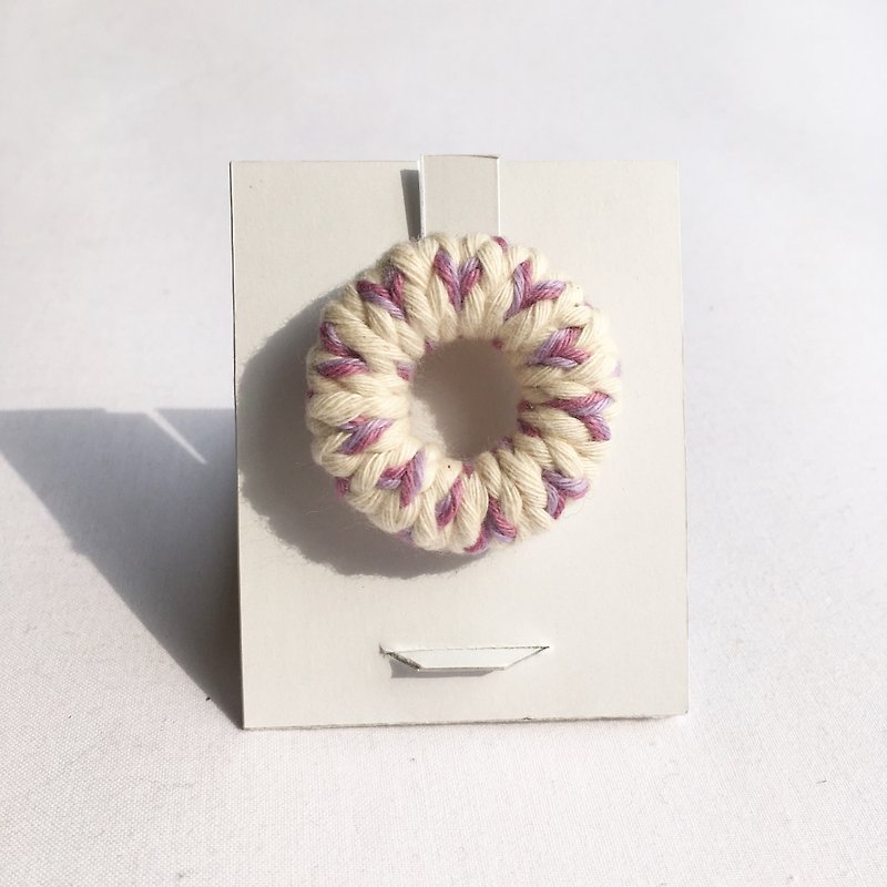   knit丸ブローチ - 胸针 - 棉．麻 紫色