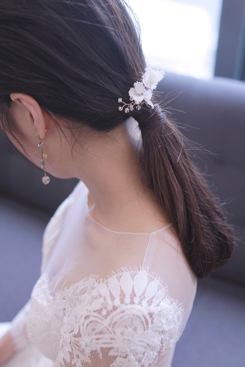 新娘蕾丝头饰 - Handmade Lace Flower Bridal Headpiece - 发饰 - 棉．麻 白色