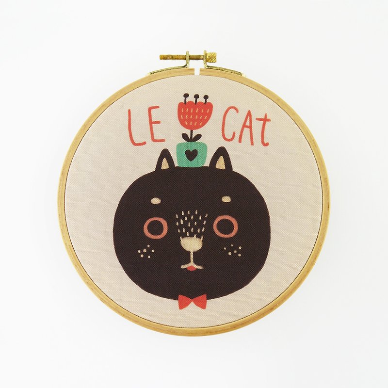 Le Cat 绅士猫复制画 刺绣框 艺术摆设 - 摆饰 - 棉．麻 多色