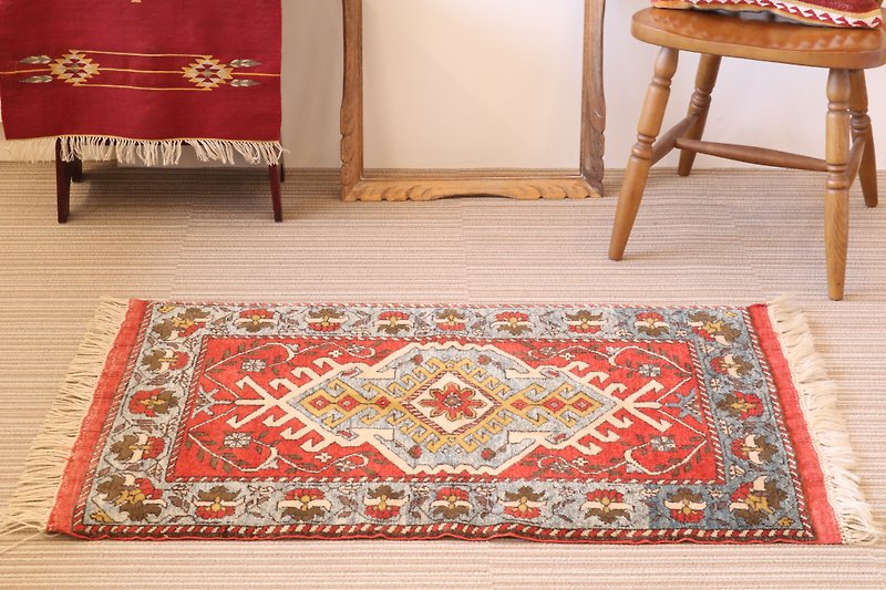 Handmade 100% wool carpet rug tradinional design 98×65cm - 地垫/地毯 - 其他材质 红色