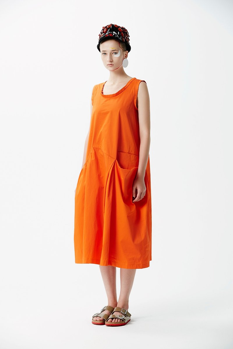 ZUO - 立体剪裁中长背心式洋装 - 洋装/连衣裙 - 棉．麻 橘色