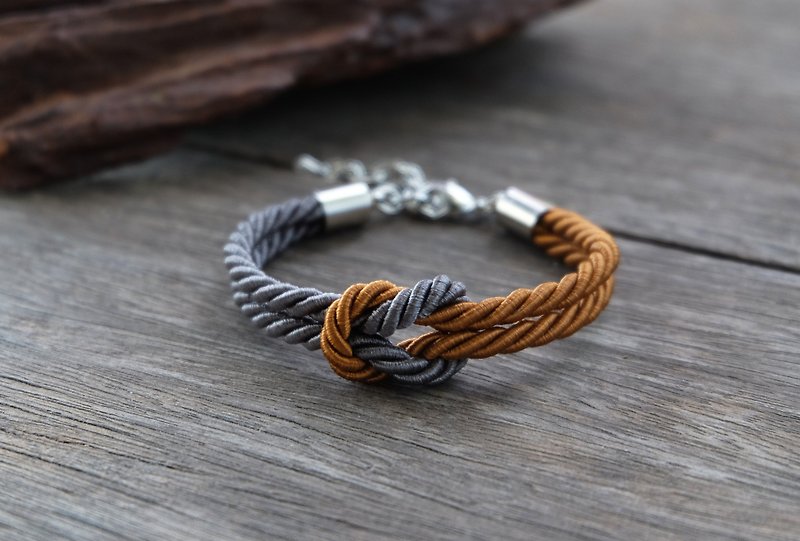 Charcoal and cinnamon brown knot rope bracelet - 手链/手环 - 聚酯纤维 咖啡色