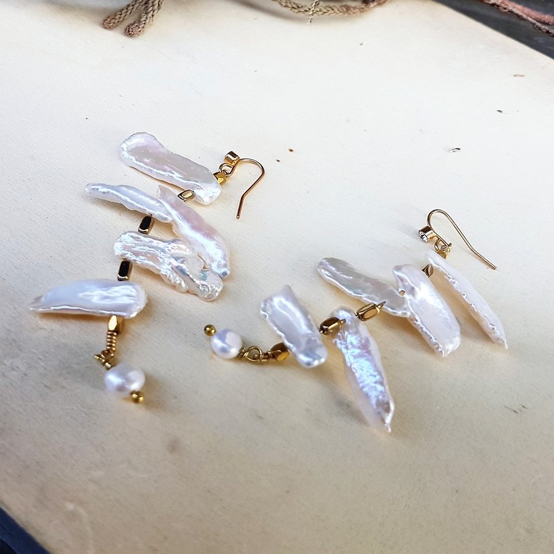 独家设计【不规则天然珍珠造型铜手作耳环】 - 耳环/耳夹 - 宝石 白色