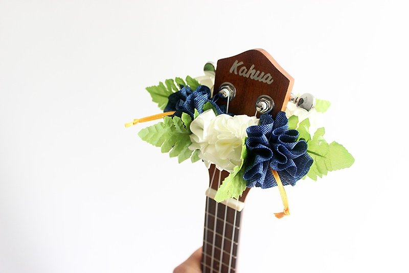 尤克里里专用的缎带饰品 烏克麗麗 尤克里里背带  芙蓉 吉他吊飾 - 吉他配件 - 棉．麻 蓝色
