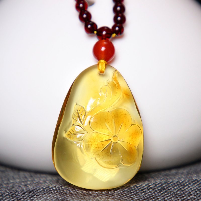 蜜蜡水滴设计项链金珀翘焦糖巧雕梅花配渐变彩虹蜜蜡珠链带双证书 - 项链 - 半宝石 