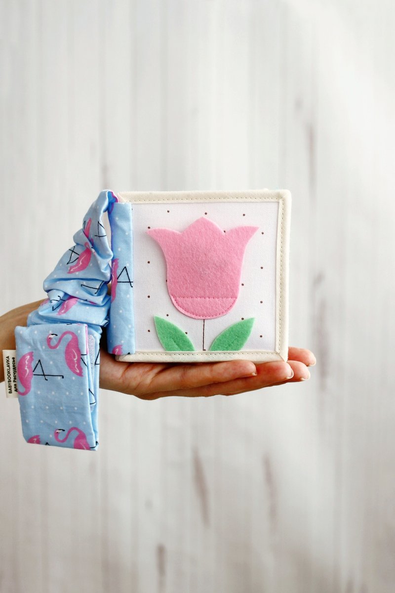 Baby felt activity book with tulip, Montessori toddler quiet busy book - 玩具/玩偶 - 环保材料 多色