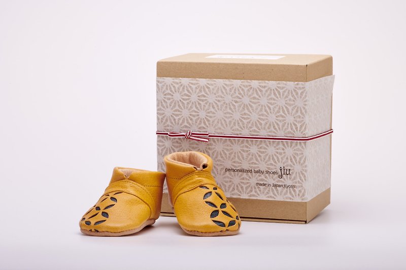 日本製　お名前入りベビーシューズ　七宝文　11cm－15cm - 婴儿鞋 - 真皮 黄色