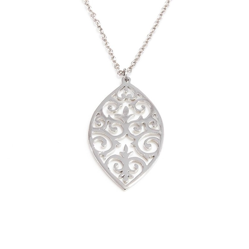 Decorative pattern in marquise shape pendant - 项链 - 其他金属 银色