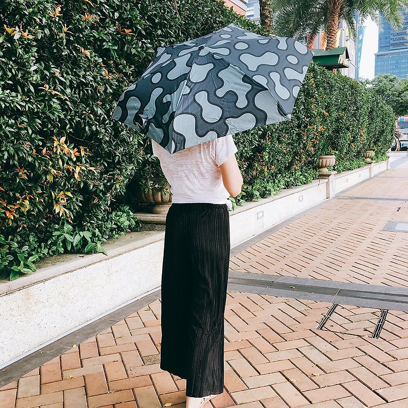 【台湾文创 Rain's talk】高调动物纹抗UV五折手开伞 - 雨伞/雨衣 - 防水材质 