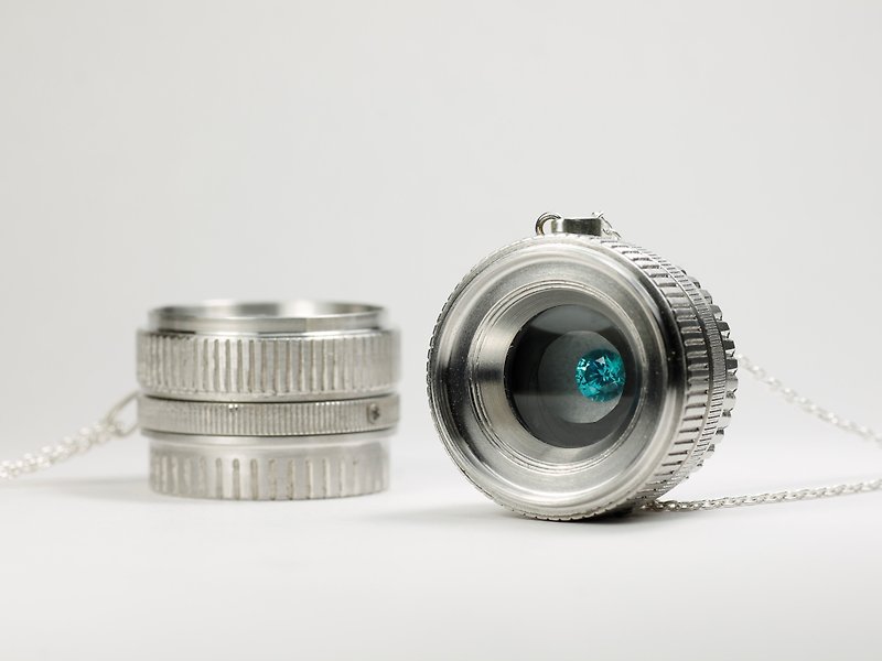 ルースケースペンダントCamera Lens - 项链 - 其他金属 透明