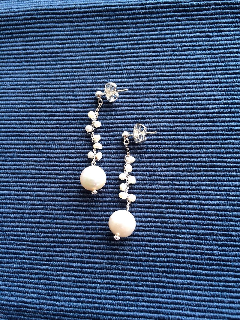 自家设计100%手工制925纯银雨季系列淡水珍珠耳环 - 耳环/耳夹 - 珍珠 白色