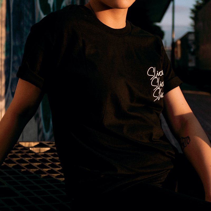 Slice Industrial－T-shirt#01 (Black) - 中性连帽卫衣/T 恤 - 棉．麻 黑色