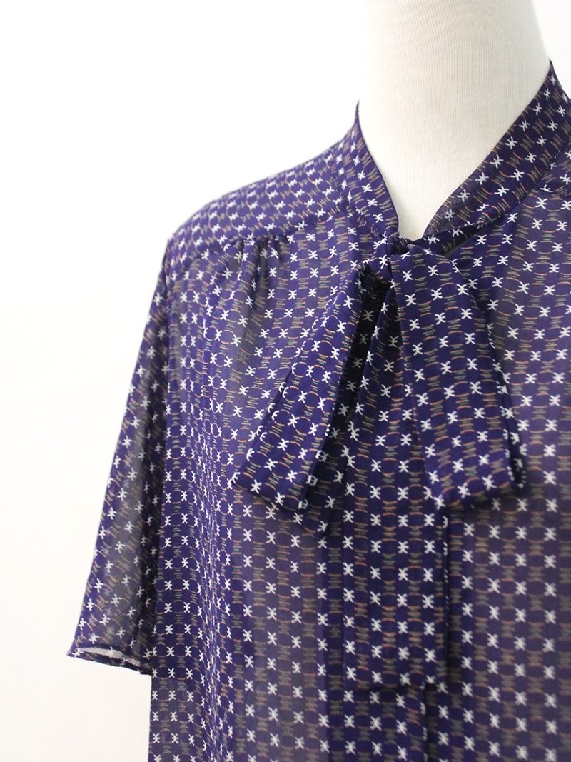 复古日本制紫色几何领结短袖古着衬衫 Japanese Vintage Blouse - 女装衬衫 - 聚酯纤维 紫色