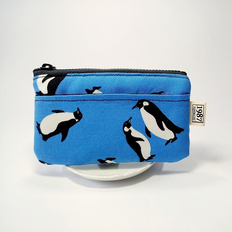 【企鹅】 零钱包 手拿包 随身包 - 手拿包 - 棉．麻 蓝色