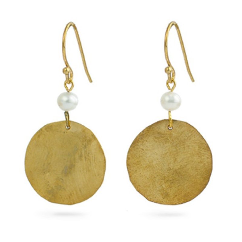 镀金铜片珍珠耳环 - 耳环/耳夹 - 其他金属 金色
