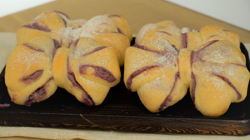 蝴蝶结红莓奶酪面包・DIY 甜点・烘焙手作・平板教学・一人成班 - 美食 - 新鲜食材 