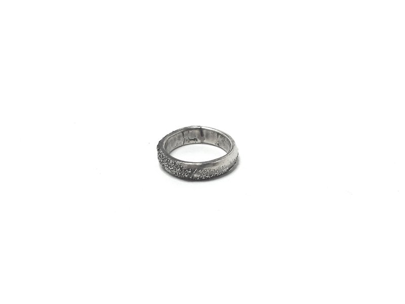 克雷利斯之二・纯银风格戒指(弧面) | Clarice - 戒指 - 其他金属 灰色