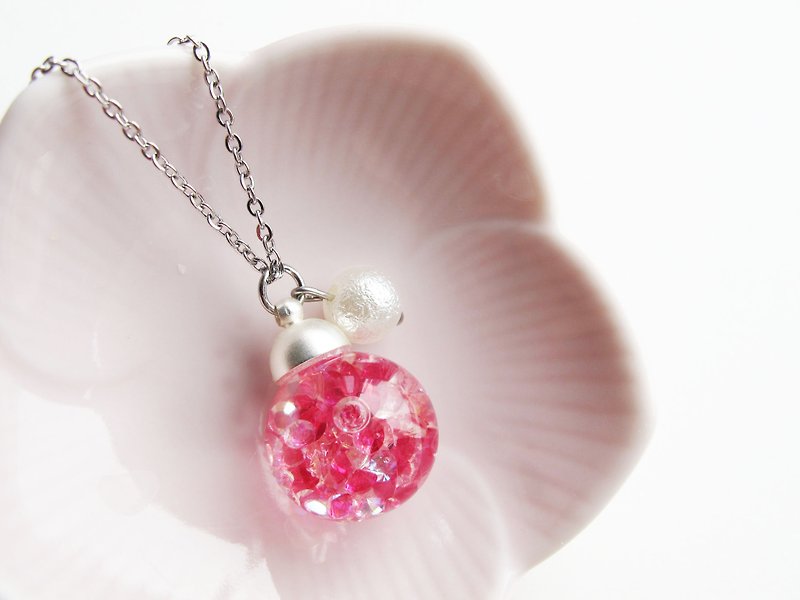 Rosy Garden 粉彩玫瑰红色水晶流动玻璃球配小棉珠气质项链 - 颈链 - 玻璃 红色