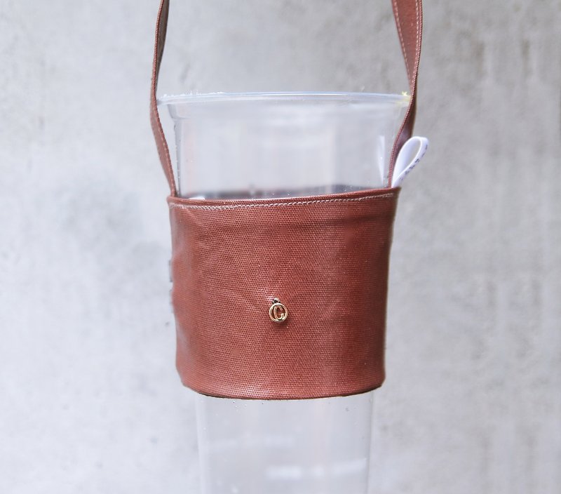 环保提袋杯套 檀木棕 皮革设计款 定制专属你的英文吊牌 - 随行杯提袋/水壶袋 - 其他材质 咖啡色