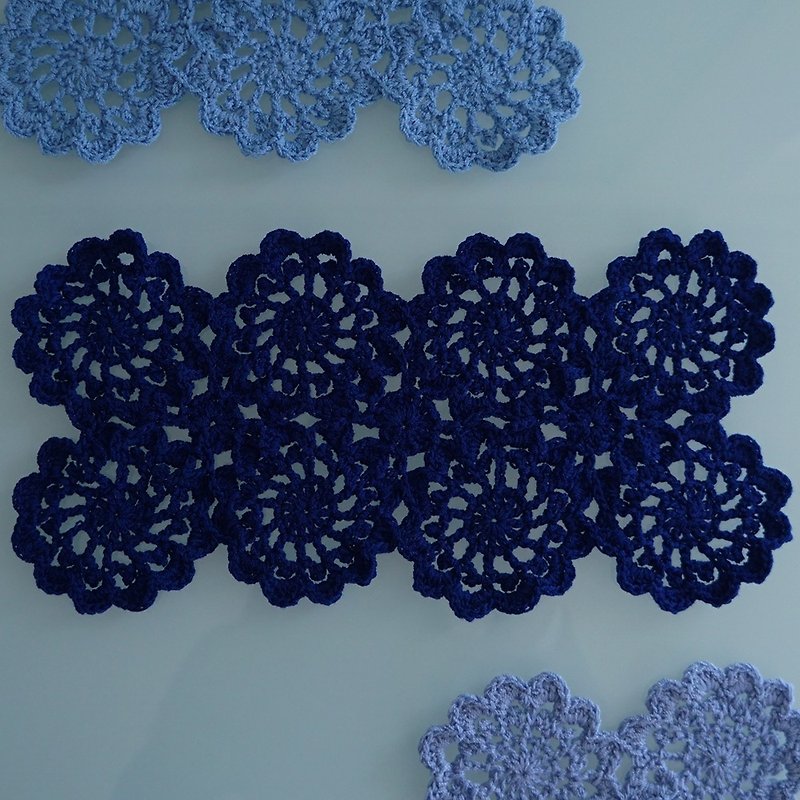 Handknitted beautiful color doily mat DPM3 - 餐垫/桌巾 - 其他材质 蓝色