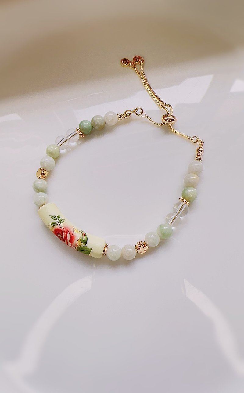 Rose Tensha Green Jade Chalcedony White Quartz Bracelet - 手链/手环 - 玉石 绿色