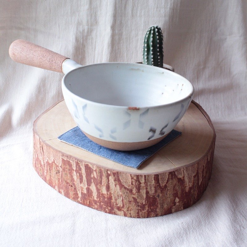 ceramic bowl - 茶具/茶杯 - 陶 白色
