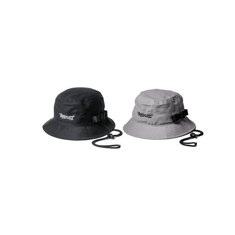 .67ARROW LOGO BUCKET HAT 2.0_渔夫帽 黑色 可拆防风绳 遮阳帽 - 帽子 - 棉．麻 多色