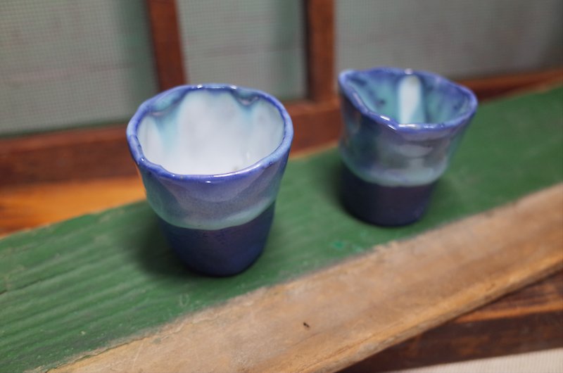 溶化 Melt (蓝白小酒杯#1) - 花瓶/陶器 - 陶 蓝色