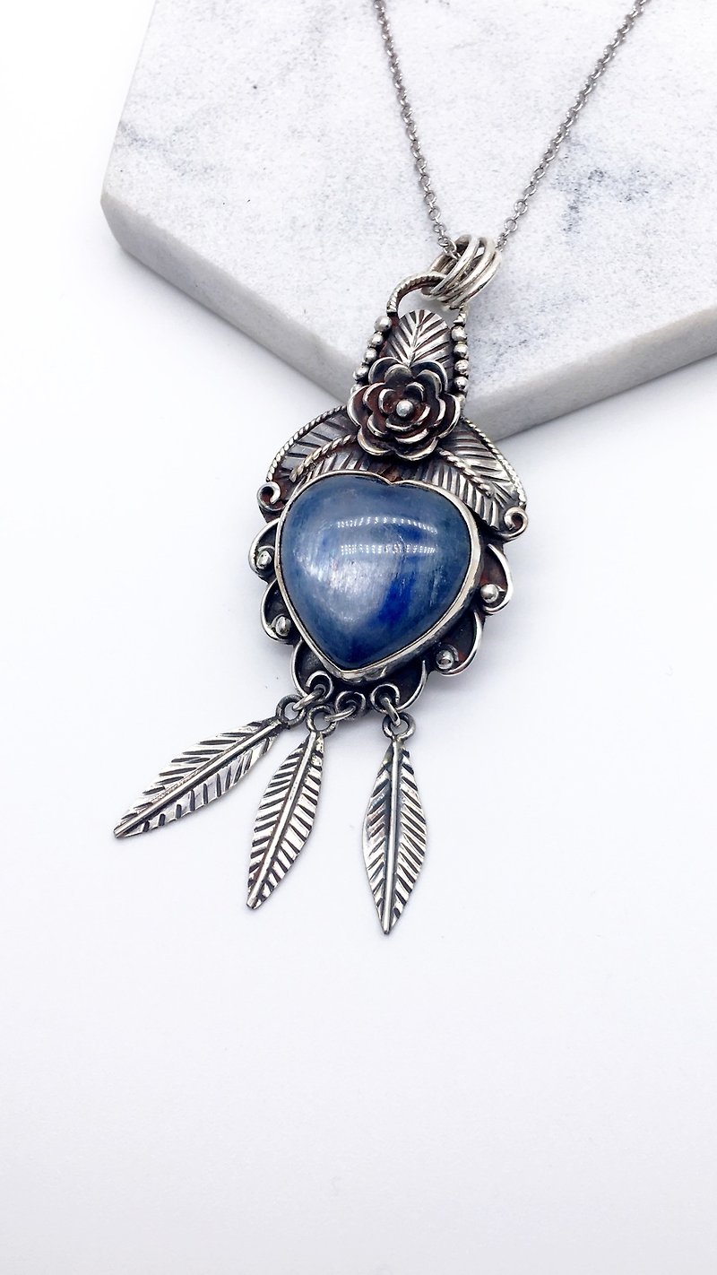 蓝晶石925纯银重工心形花朵羽毛设计项链 尼泊尔手工镶嵌制作 - 项链 - 宝石 蓝色