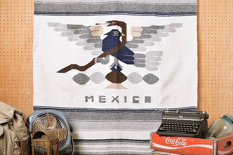Vintage 墨西哥手工编织毯-灰白渐层图腾 - 被子/毛毯 - 棉．麻 灰色