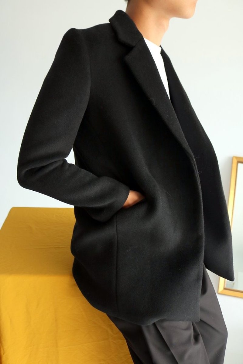 Reseau Coat 量身订做羊驼毛西装外套 (内有灰色图 还可订做其他颜色) - 女装西装外套/风衣 - 羊毛 黑色