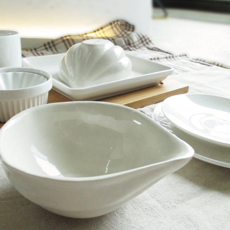 陶瓷仿真系列-洋葱器皿 弧形肌理斜口 餐厨生活 婚礼 摆饰 七夕礼 - 碗 - 瓷 白色