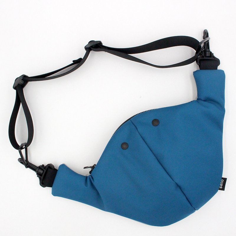 seto / creature bag / Middle / Chu-sagari / Blue Light-gray - 侧背包/斜挎包 - 聚酯纤维 蓝色