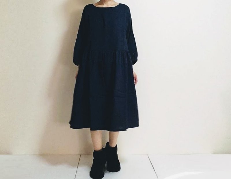 ダブルガーゼ  シンプルギャザーワンピース　七分袖　濃紺色 - 洋装/连衣裙 - 棉．麻 蓝色
